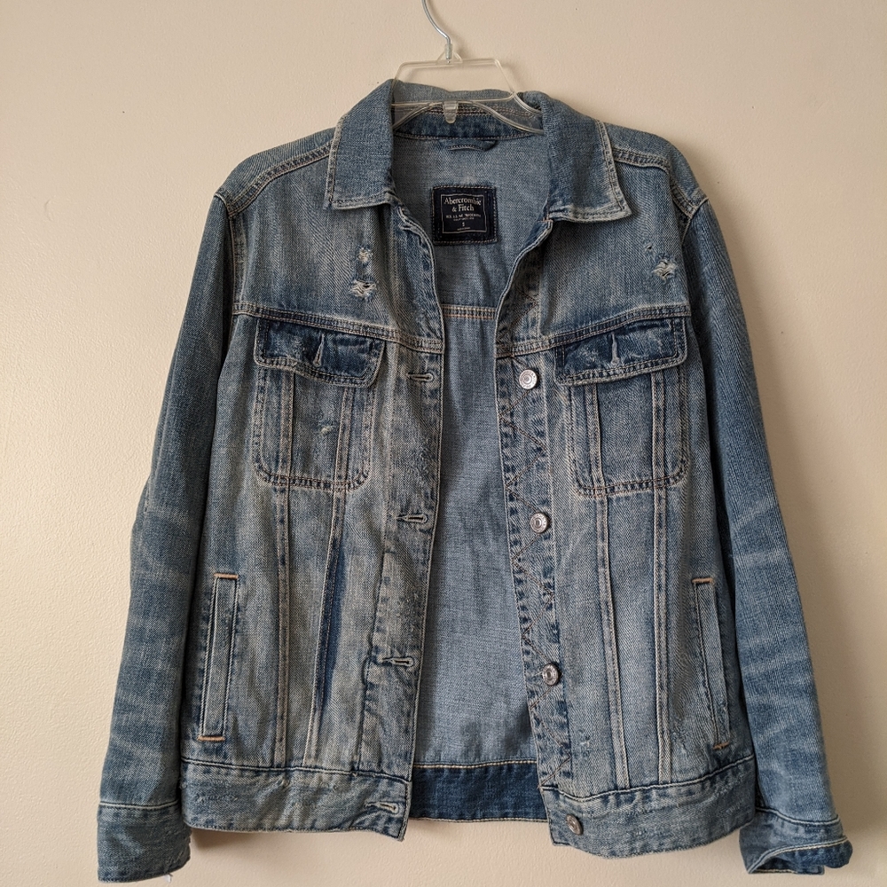 Abercrombie & Fitch Oversized Denim Jacket